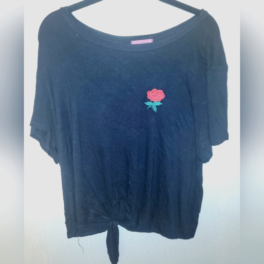 Black crop top with rose embroidery